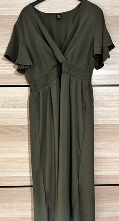 Abito Shein Curve 0XL verde militare