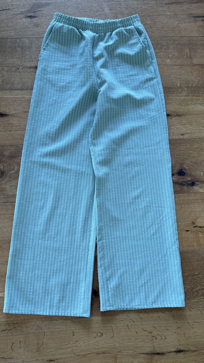 H&M Hosen: Sommerhose Grösse 164, grün – Gebraucht aus Abtwil SG von monchy01