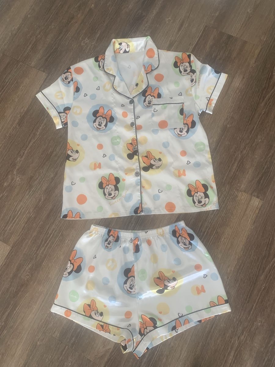 Disney Négligés & Pyjamas: Disney Pyjama – Défectueux à Emmen par ama_8wmn 1