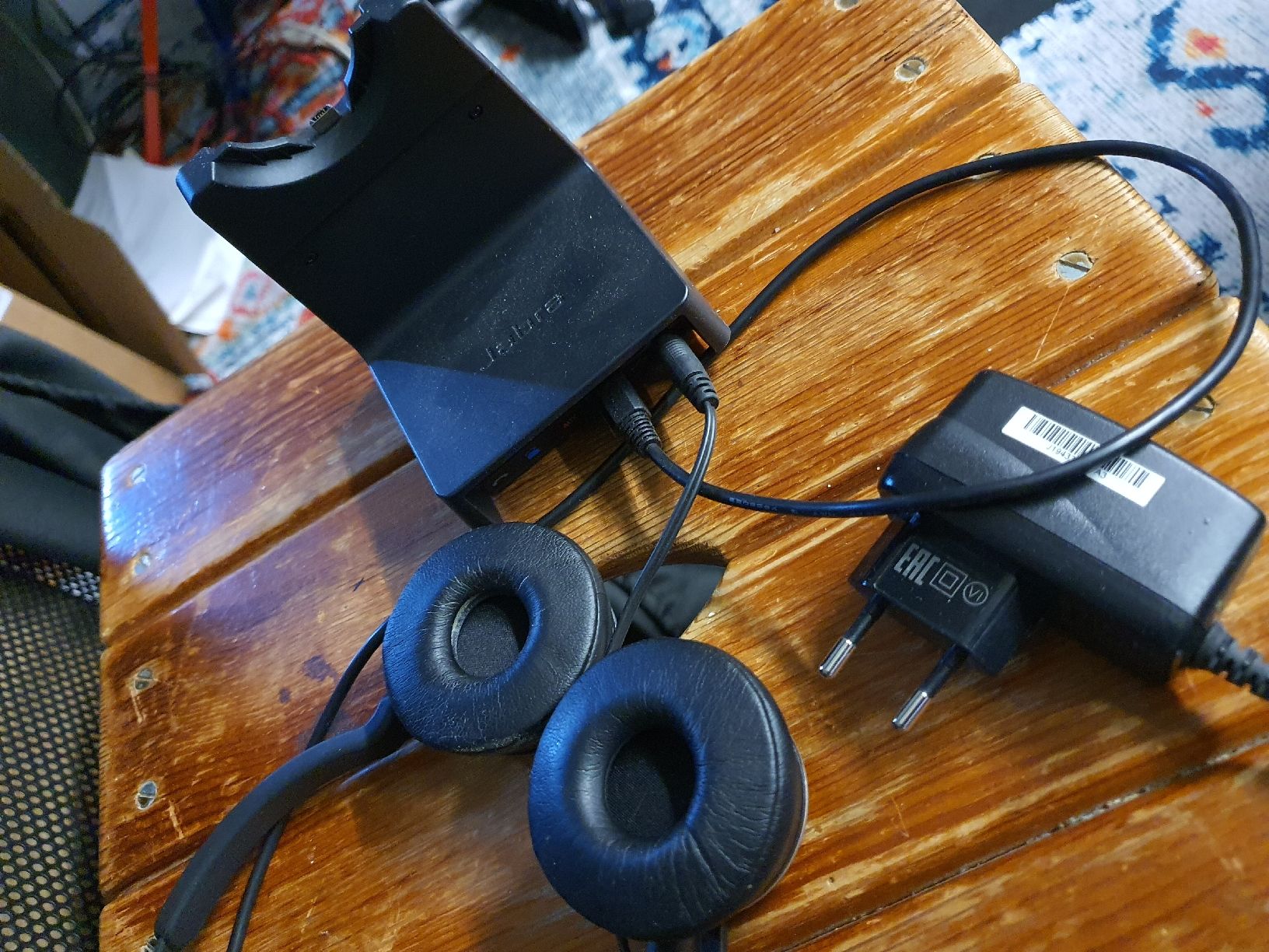 Telefoni: Jabra Evolve 75 Headset mit Ladestation - Top Zustand! – Usato da Muri AG venduto da Jeromia 1
