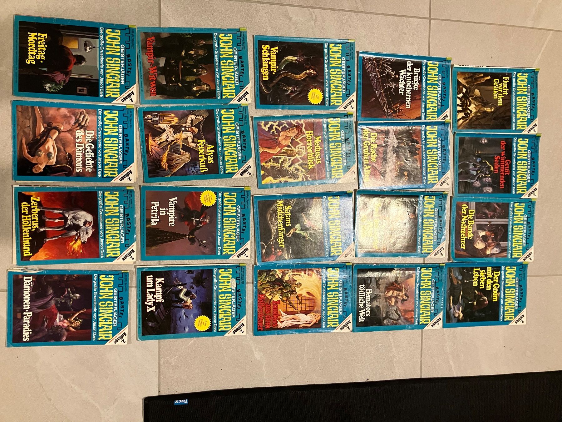 Libri: 20 John Sinclair Heftchen – Usato da Mettmenstetten venduto da Daniel8772