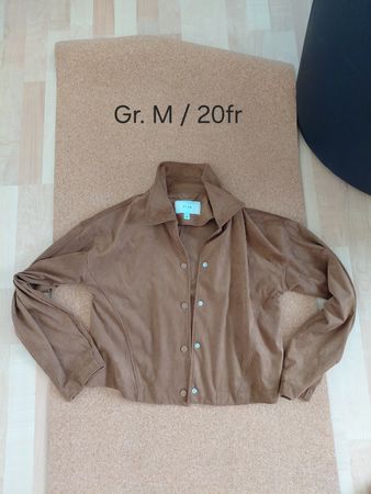 Wildleder Jäckchen