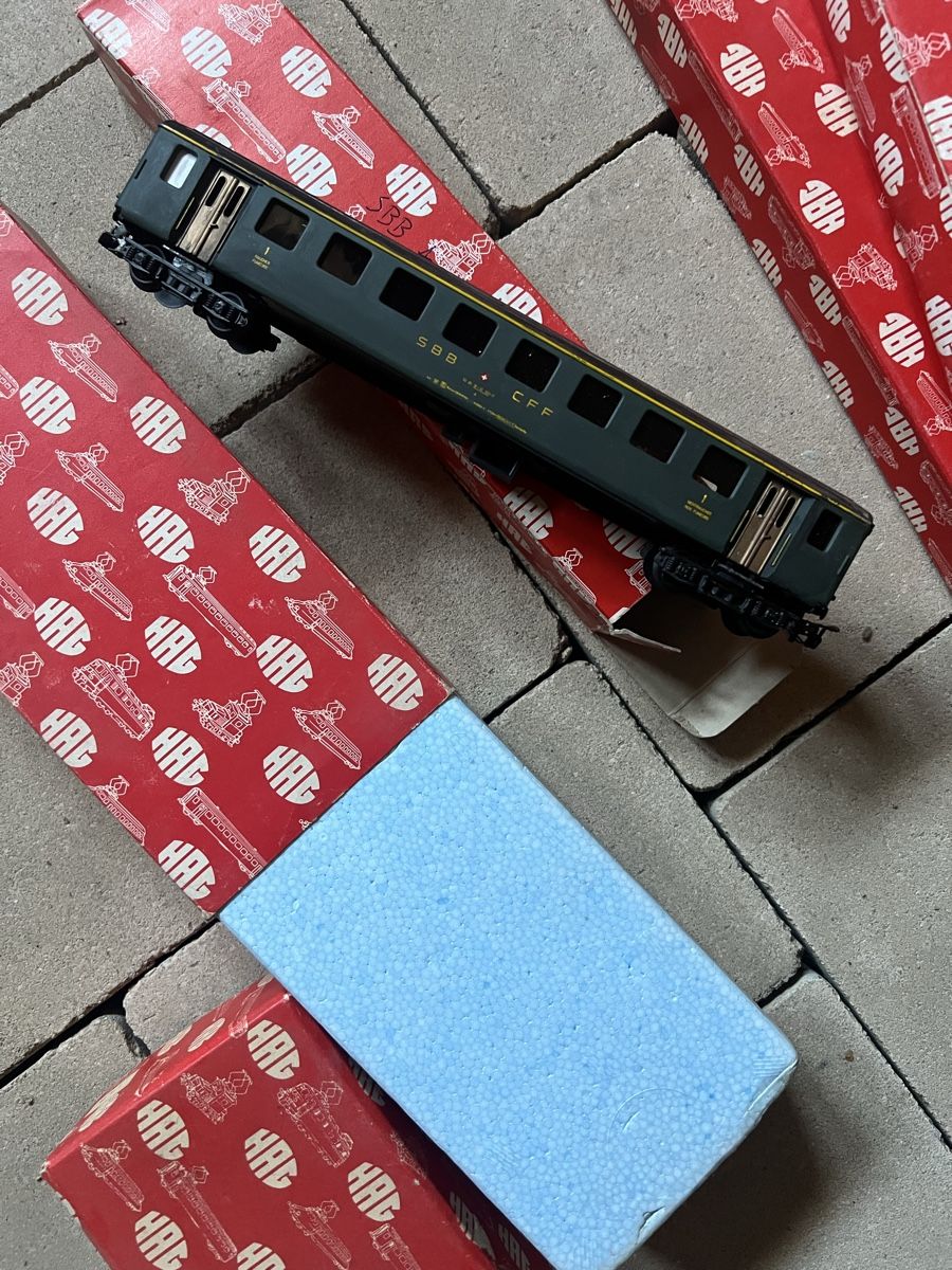 Modellini di ferrovie: SBB CFF FFS Züge / Lokis Set 1/87  – Usato da Basel venduto da bellespirit 2
