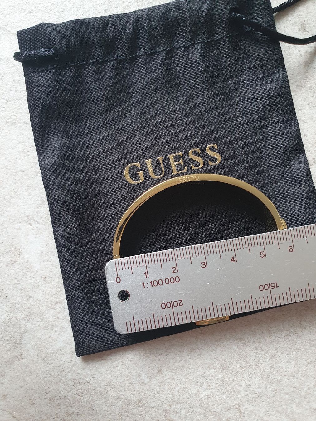 Guess Bracciali & Braccialetti: Armband von Guess – Nuovo (secondo la descrizione) da Wettingen venduto da __Dom__ 8