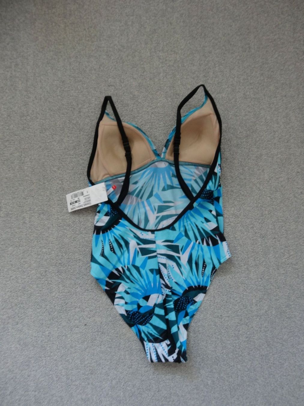 Triumph Costumi da bagno & Bikini: TRIUMPH Bikinianzug Gr 38 B. Fabrikneu – Nuovo e nell'imballaggio originale da Kleindöttingen venduto da nev_tn7c 2