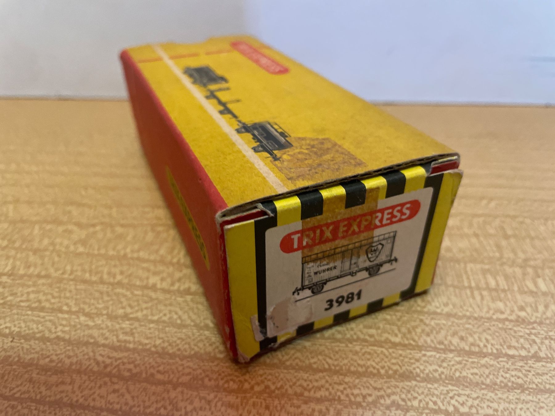 Trix Modellini di ferrovie: Trix Express H0 3981 Wührer Bierwagen – Usato da Suhr venduto da Daneli7 5