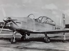 schweizer Armee _ Pilatus P3 _ schwarz weiss _ Postkarte