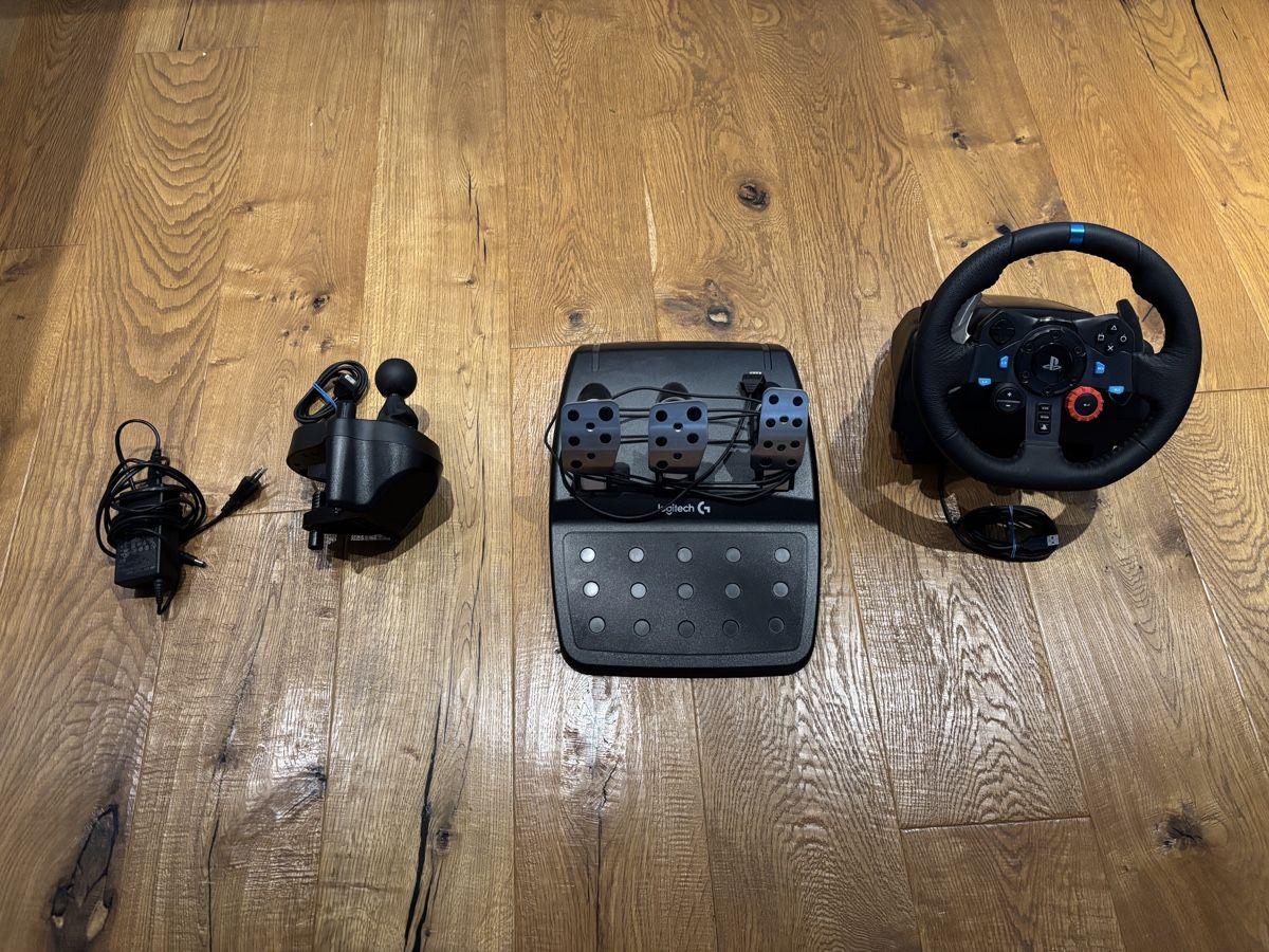 Logitech Controller: Logitech G29 zu verkaufen – Usato da Boswil venduto da coach2u