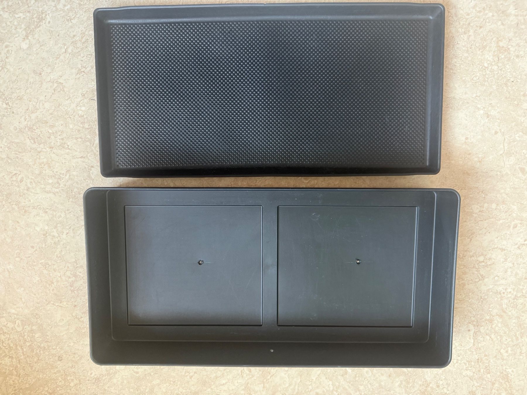 VW Tutti i ricambio: VW T4 Ablagefach hinter Back to Back Sitz – Usato da Altendorf venduto da Elenaneagu22 6