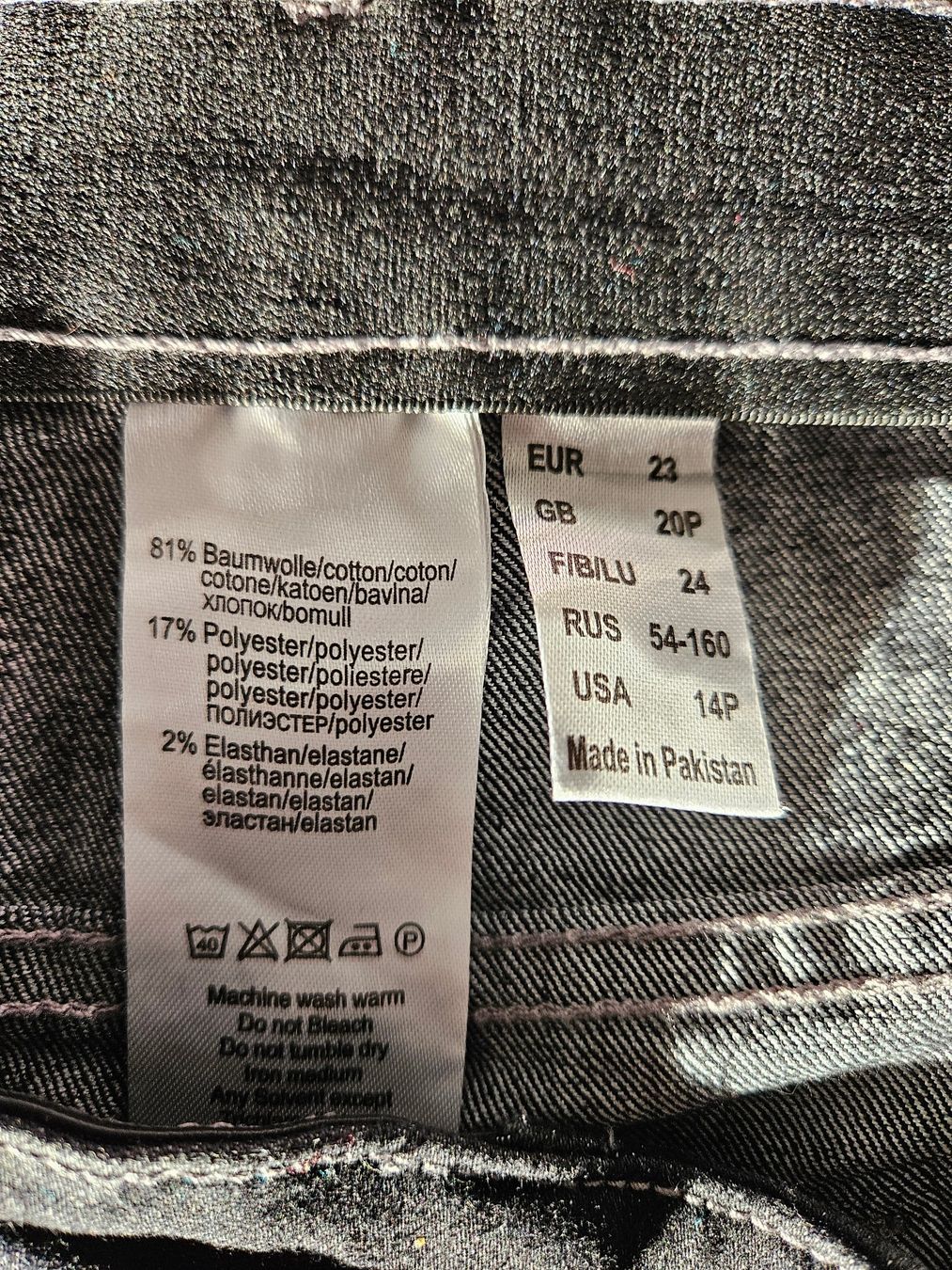 Jeans: Schwarze Jeans, Gr. 23 – Usato da Weinfelden venduto da heibo02 2