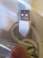 Câble USB vers Micro-USB blanc, état neuf! (246)
