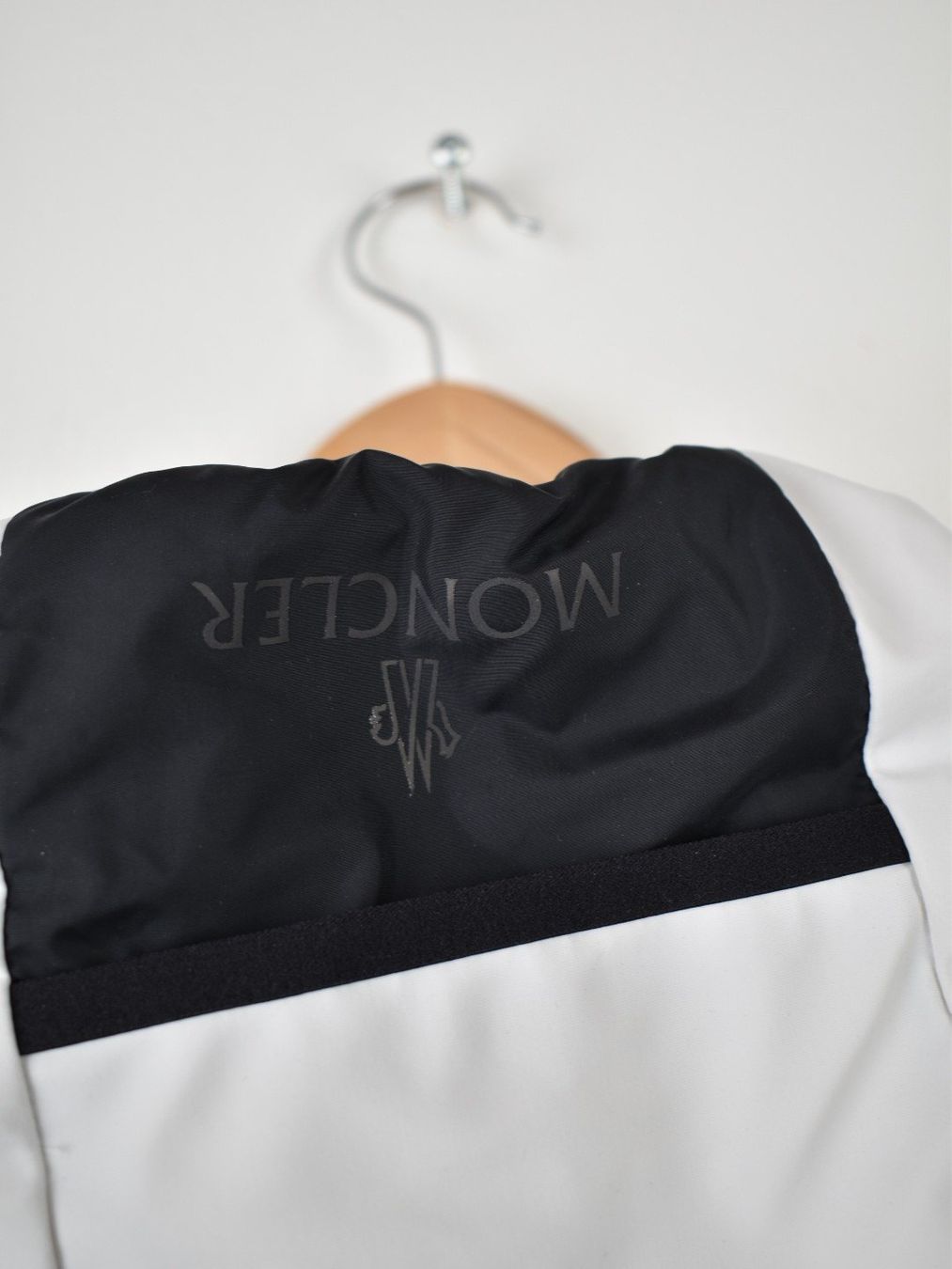 Moncler Jacken: Moncler Daunenjacke / Softshell "Dusler" Gr.2 (46/48) – Neu (gemäss Beschreibung) aus Nürensdorf von 2ND_STORY 2