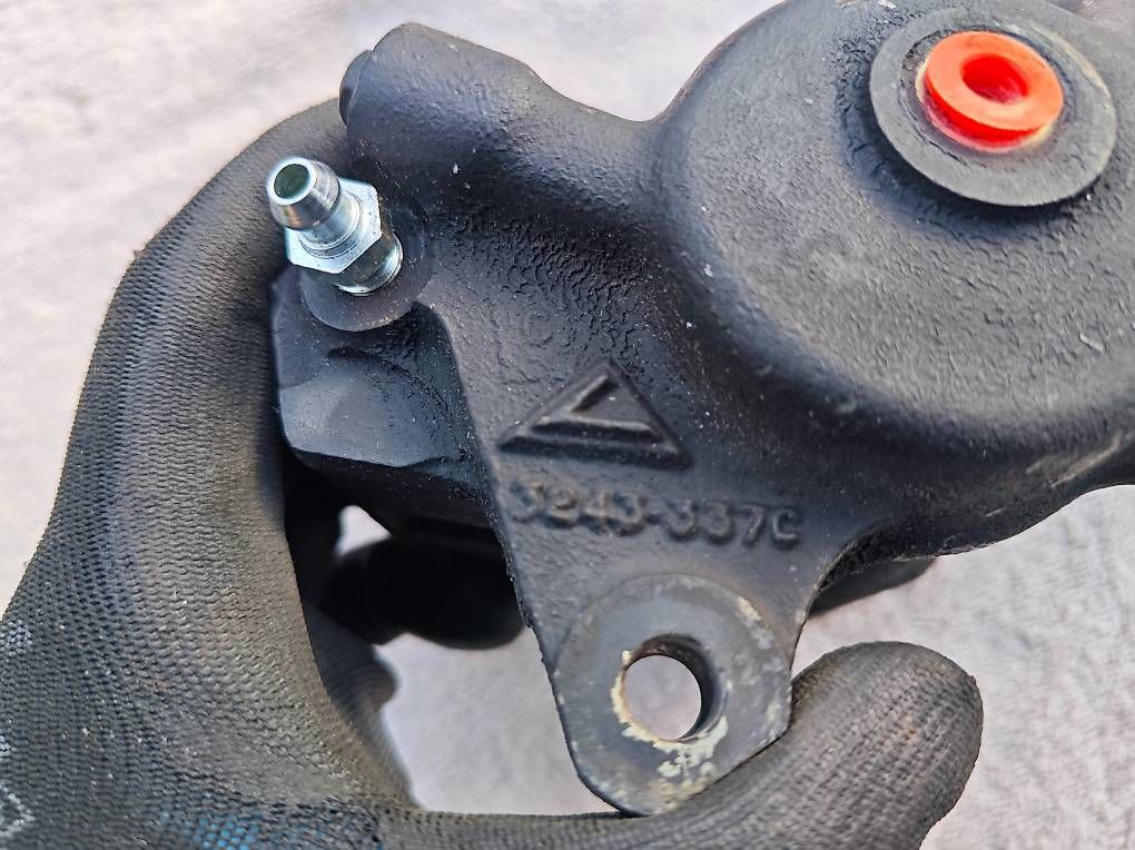 Mini Tutti pezzi di ricambio auto: Mini Rover Classic MPI Bremszange Bremssattel – Usato da Aarau Rohr venduto da Hometrix 2