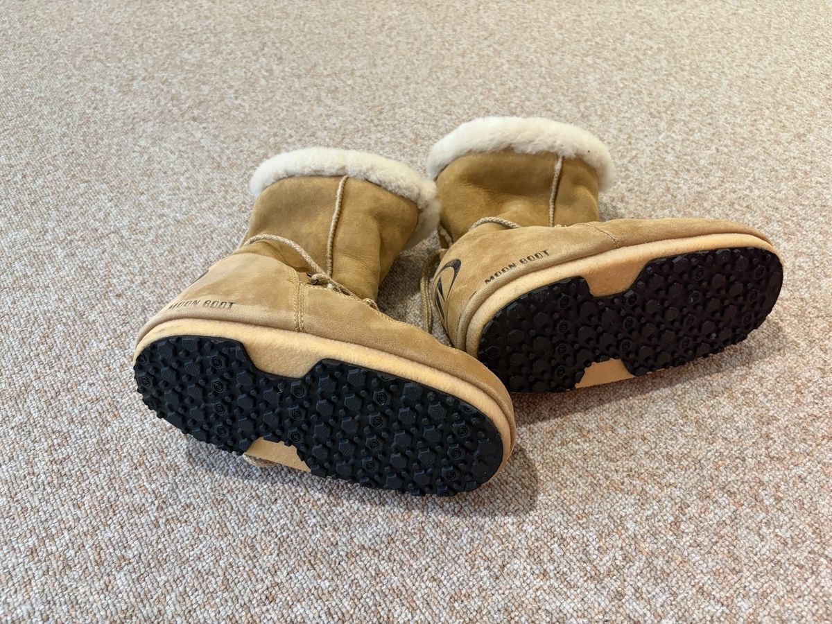 Moon Boot Scarpe da uomo: Moonboots size 39-40 – Nuovo (secondo la descrizione) da Arzier-Le Muids venduto da pal_6lf2 1