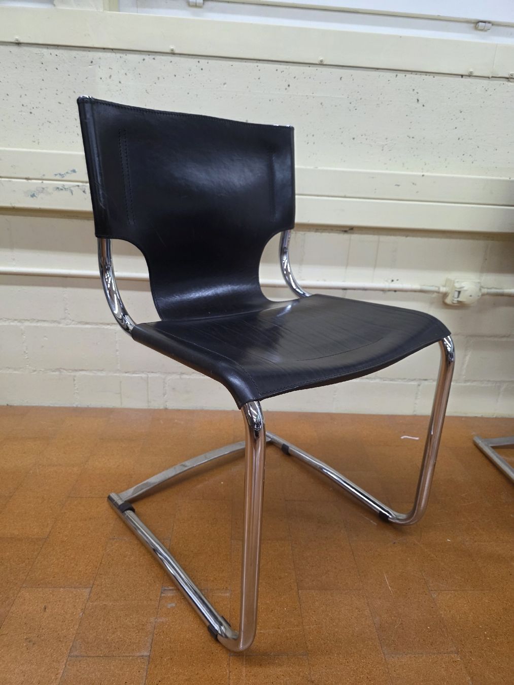 Arco Chaises: 4er Set Carlo Bartoli 920 Stühle - Freischwinger Arco – D'occasion à Lichtensteig par UsedINStore 6