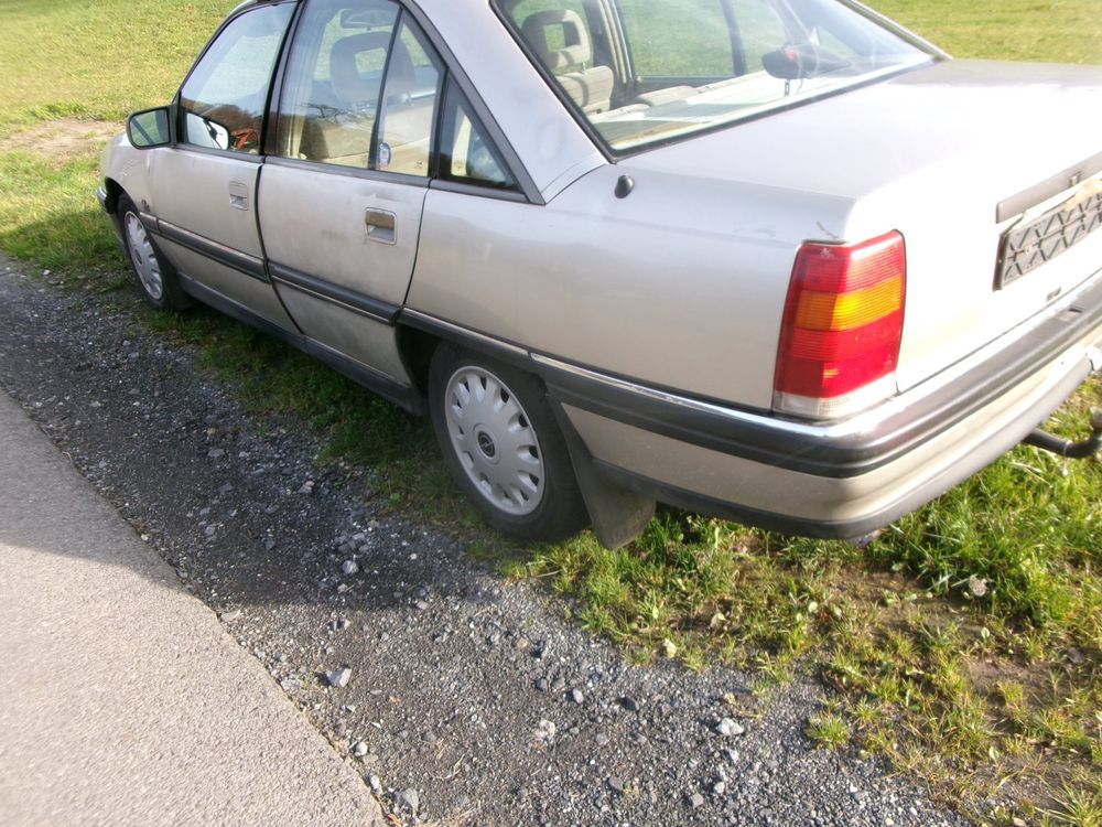 Opel Omega A 2,4 I Automat - Oldtimer Jg 1992 (Gebraucht) in Eschenbach ...