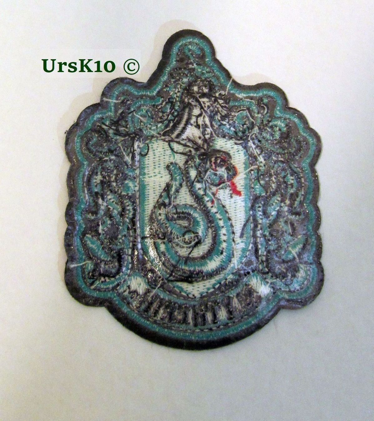 Plaketten & Abzeichen: Neu Harry Potter Patch / Badge Slytherin – Neu und originalverpackt aus St. Margarethen TG von ursk10 2