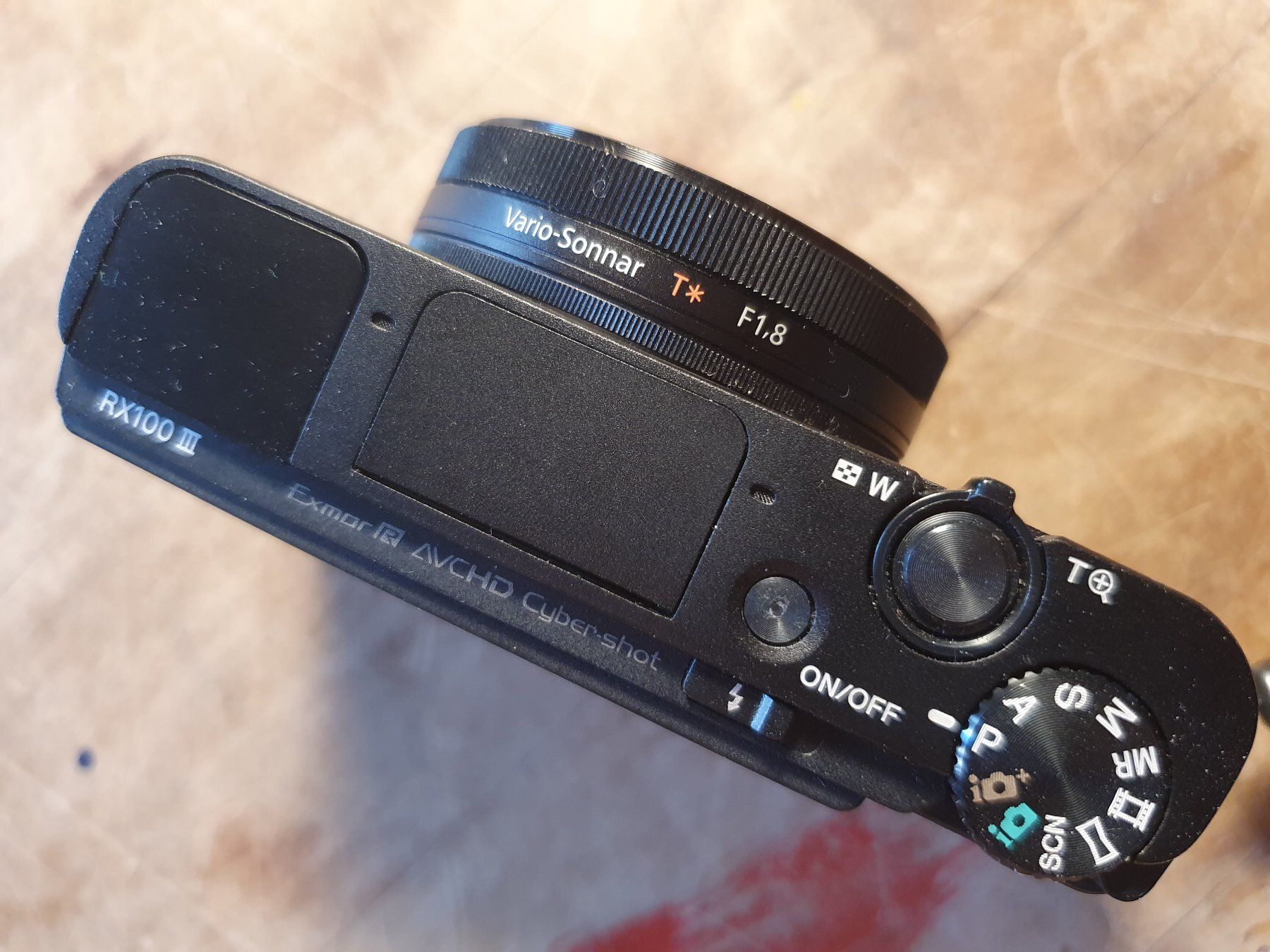 Sony Fotocamera: Sony Digitalkamera RX100 III – Usato da Zürich venduto da loosebone 1