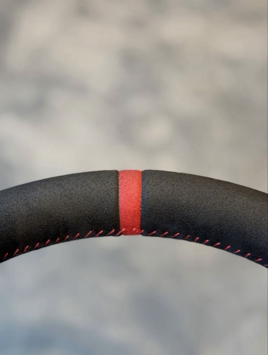 Mini Tutti pezzi di ricambio auto: Mini John Cooper Works Lenkrad Alcantara Carbon  – Nuovo (secondo la descrizione) da Wil ZH venduto da Cyril-Las 4