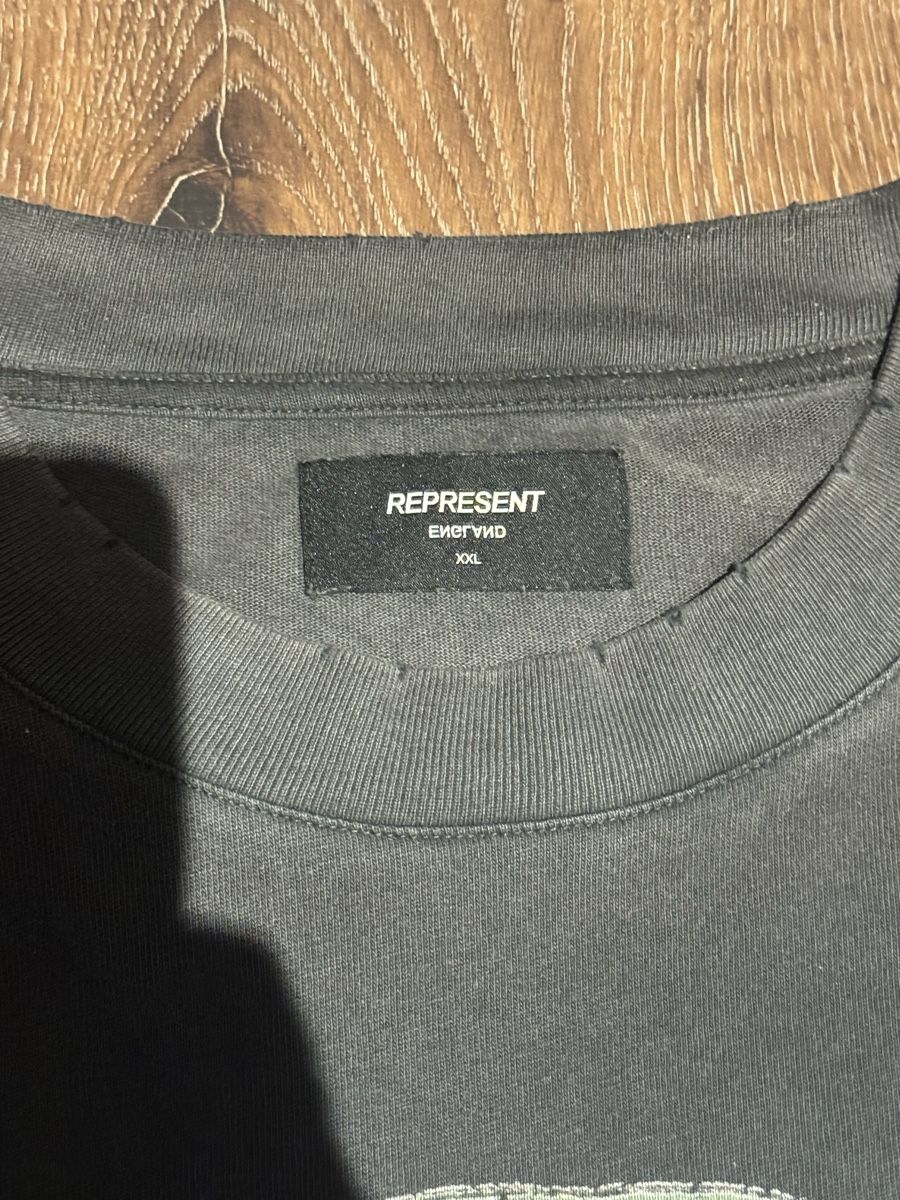 Represent T-shirt: Vintage Look Represent T-Shirt - Kill for Love – Nuovo (secondo la descrizione) da St. Gallen venduto da Asmolon 2