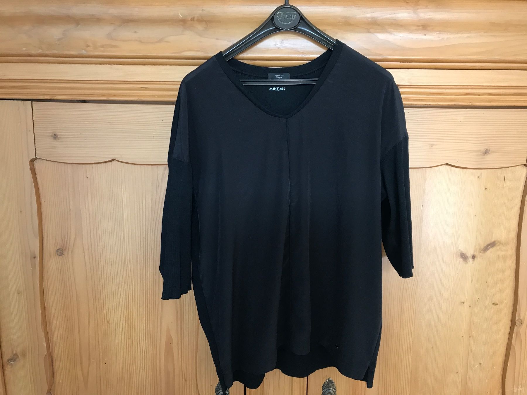 Marc Cain T-shirts: Marc Cain Shirt schwarz – D'occasion à Marthalen par Chuegi1