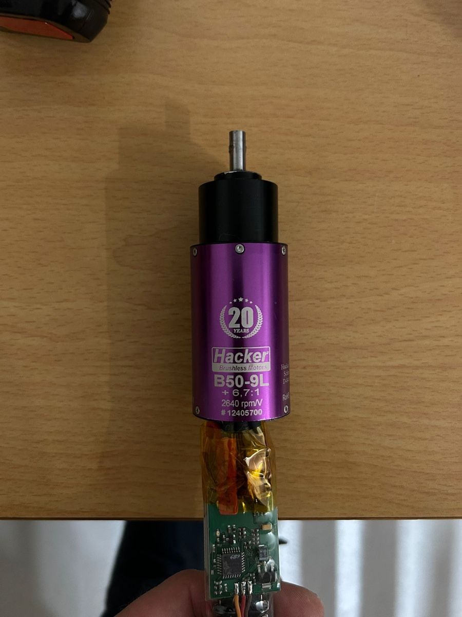 Hacker Motori: Hacker B50-9l mit Regler – Usato da Olten venduto da Luzias11