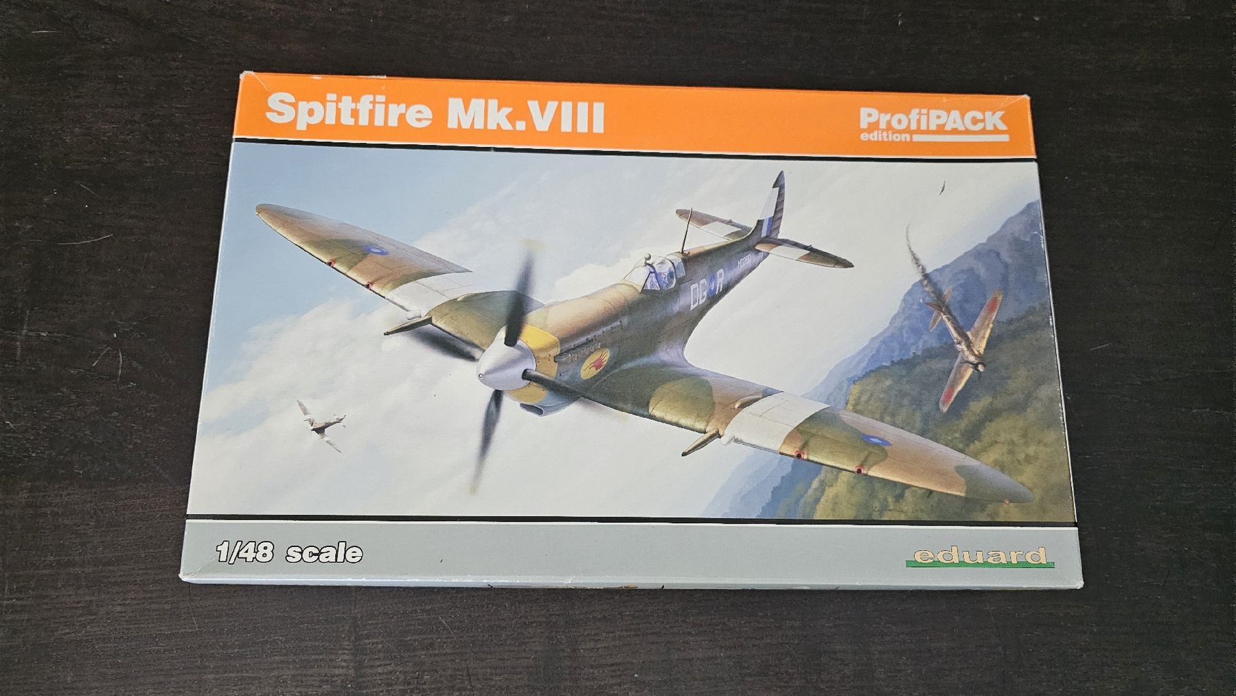 Kit di modellismo & Modellini statici: Plastikmodellbausatz Spitfire Mk. VIII 1:48 – Nuovo (secondo la descrizione) da Wallbach venduto da ast_n7q9