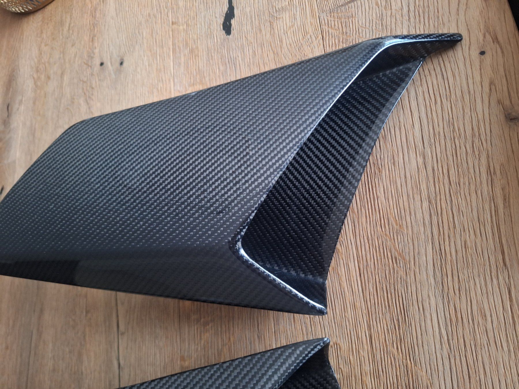 Lamborghini Tutti pezzi di ricambio auto: Aventador Carbon Lufteinlässe – Usato da Dagmersellen venduto da remo3224 2