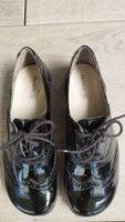 Damenschuhe Grösse 39 in Lackleder von Helvesko CH /wie Neu