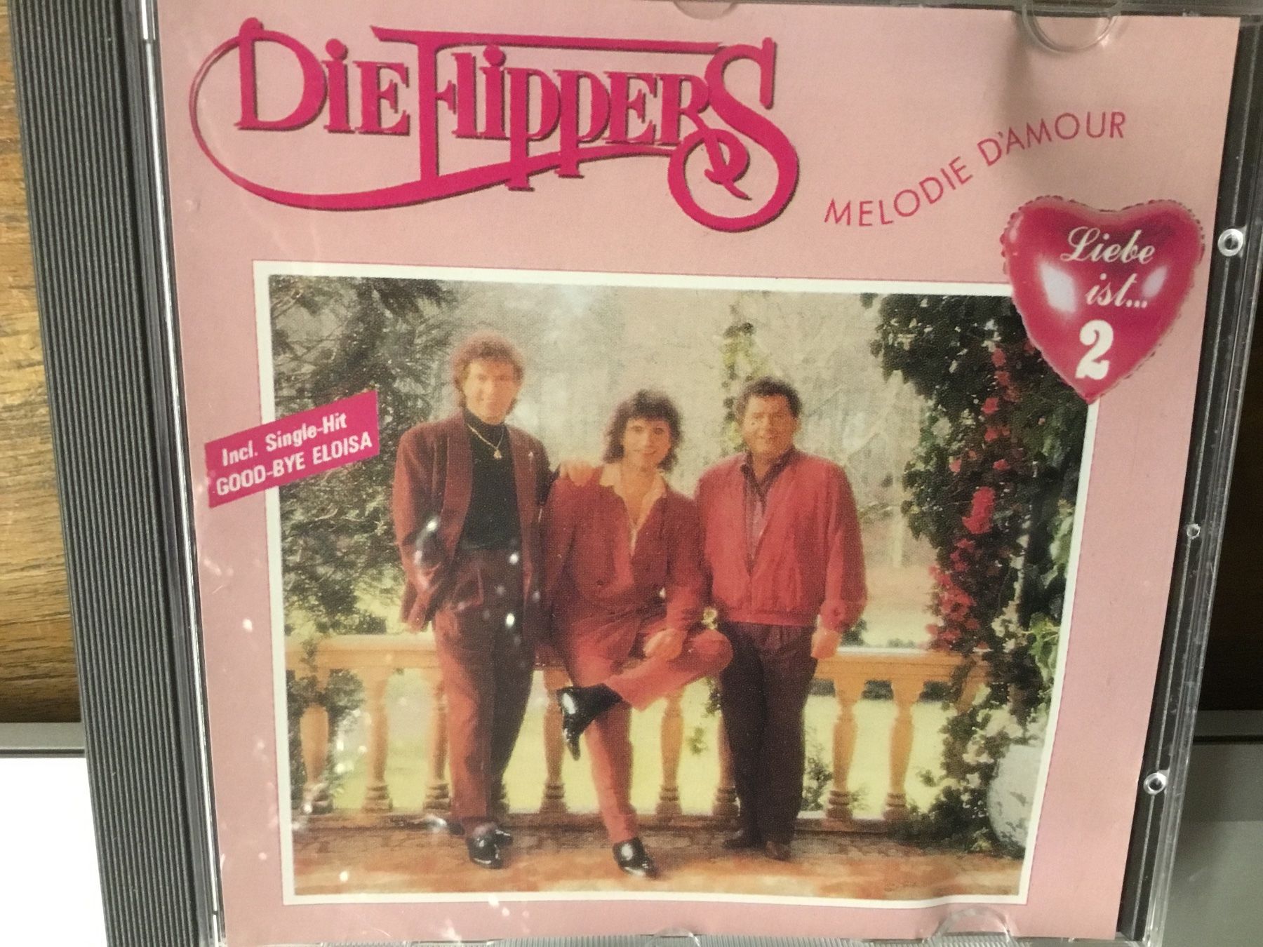 CD: Die Flippers - Melodie D'Amour CD – Usato da Thierachern venduto da sweden08