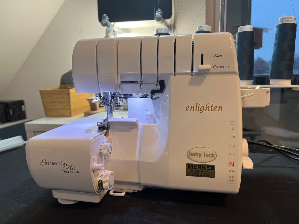 Babylock Enlighten mit Originalzubehör und Dokumentation Kaufen auf