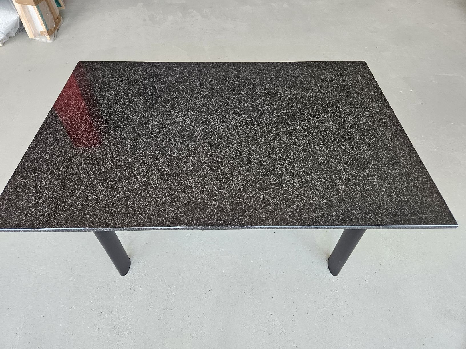 Tische: Tisch mit Grant plate  – Neu (gemäss Beschreibung) aus Regensdorf von Zem003 1