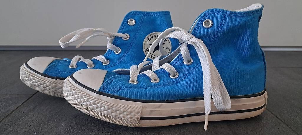 Scarpe per ragazzi: Blaue kinder Convers all star Grösse: 32 – Usato da Rotkreuz venduto da MASI17