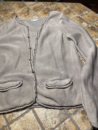 Cardigan chic e elegante -cottone con catene in colore nudo