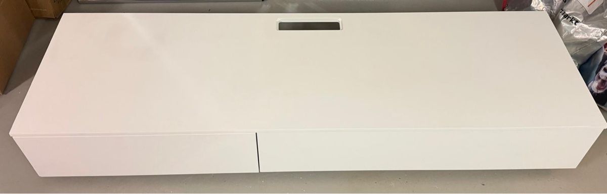 Mobili TV: TV Lowboard TV Möbel – Usato da Dielsdorf venduto da jes_9kx7 2