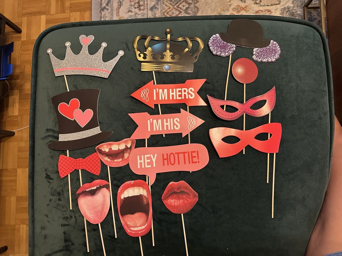 Kit bricolage: Photo Booth Props 25-30 pcs - set 1 – Nuovo (secondo la descrizione) da Genève venduto da Good_finds 1