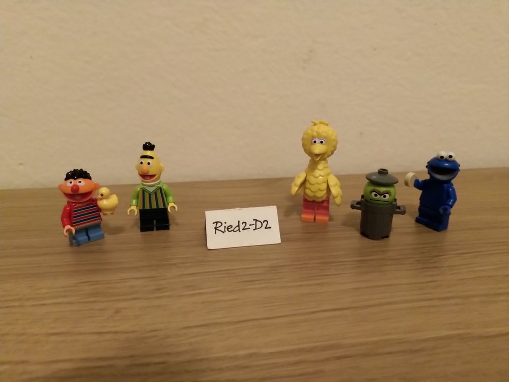 Lego Baukästen: LEGO Sesame Street Sesamstrasse Minifigures – Gebraucht aus La Chaux-de-Fonds von Ried2-D2