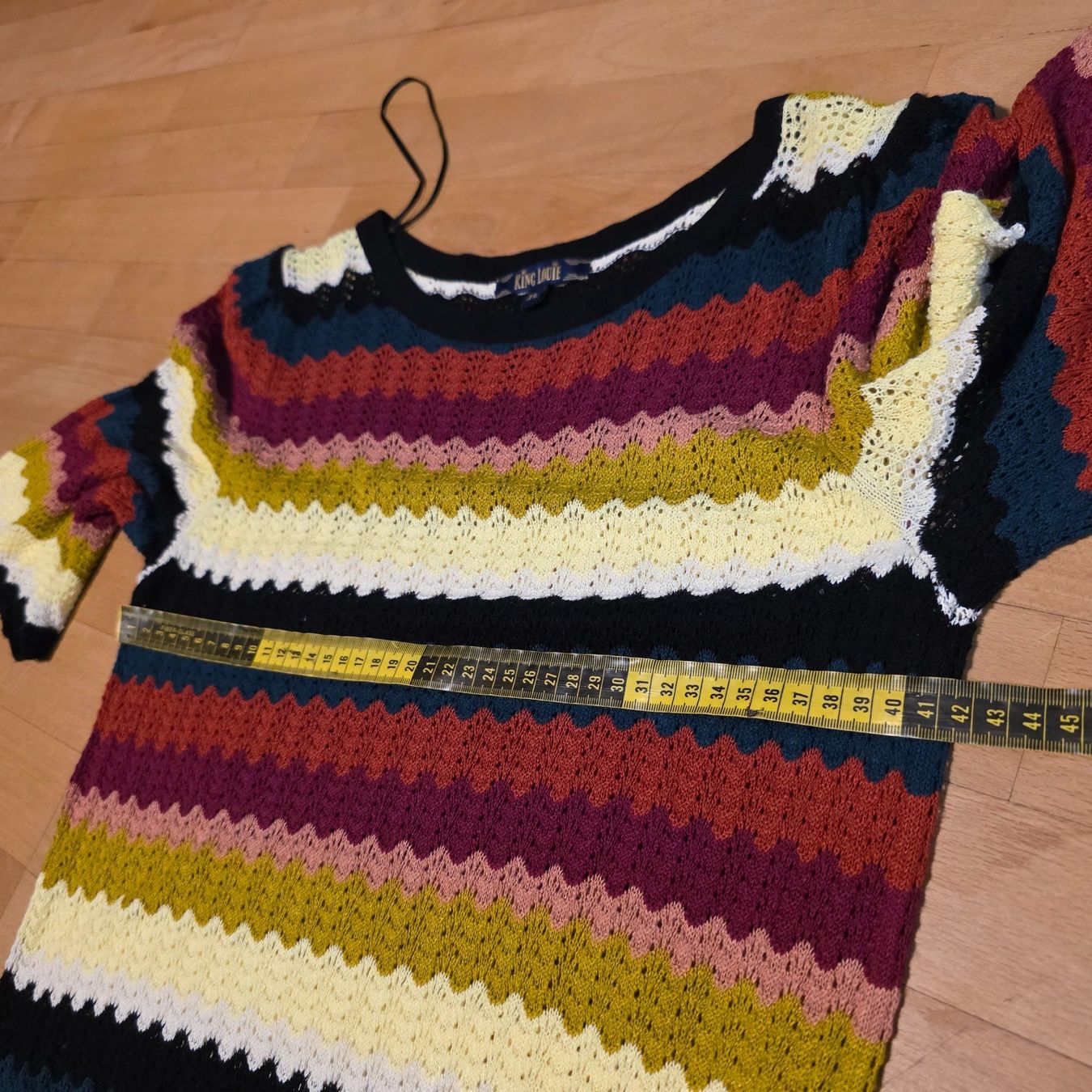 King Louie Camicette: King Louie Bunte Strickbluse M/L XL – Usato da Wald ZH venduto da CapLux 7