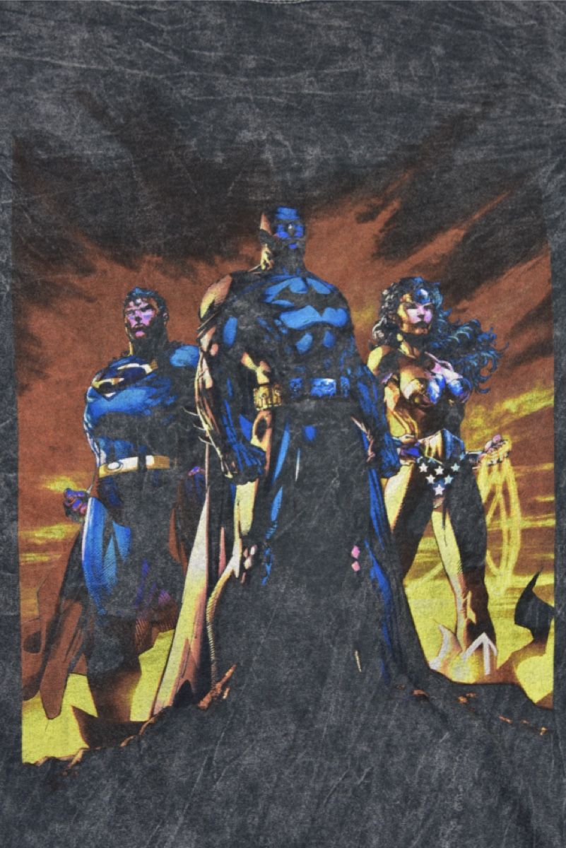 T-shirt: Batman T-Shirt - Washed - DC Comics – Usato da Luzern venduto da eli_b9zg 1