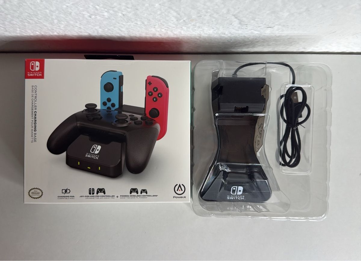 Nintendo Manettes: Nintendo Switch Controller Charging Base PowerA – D'occasion à Ehrendingen par bubulence 2