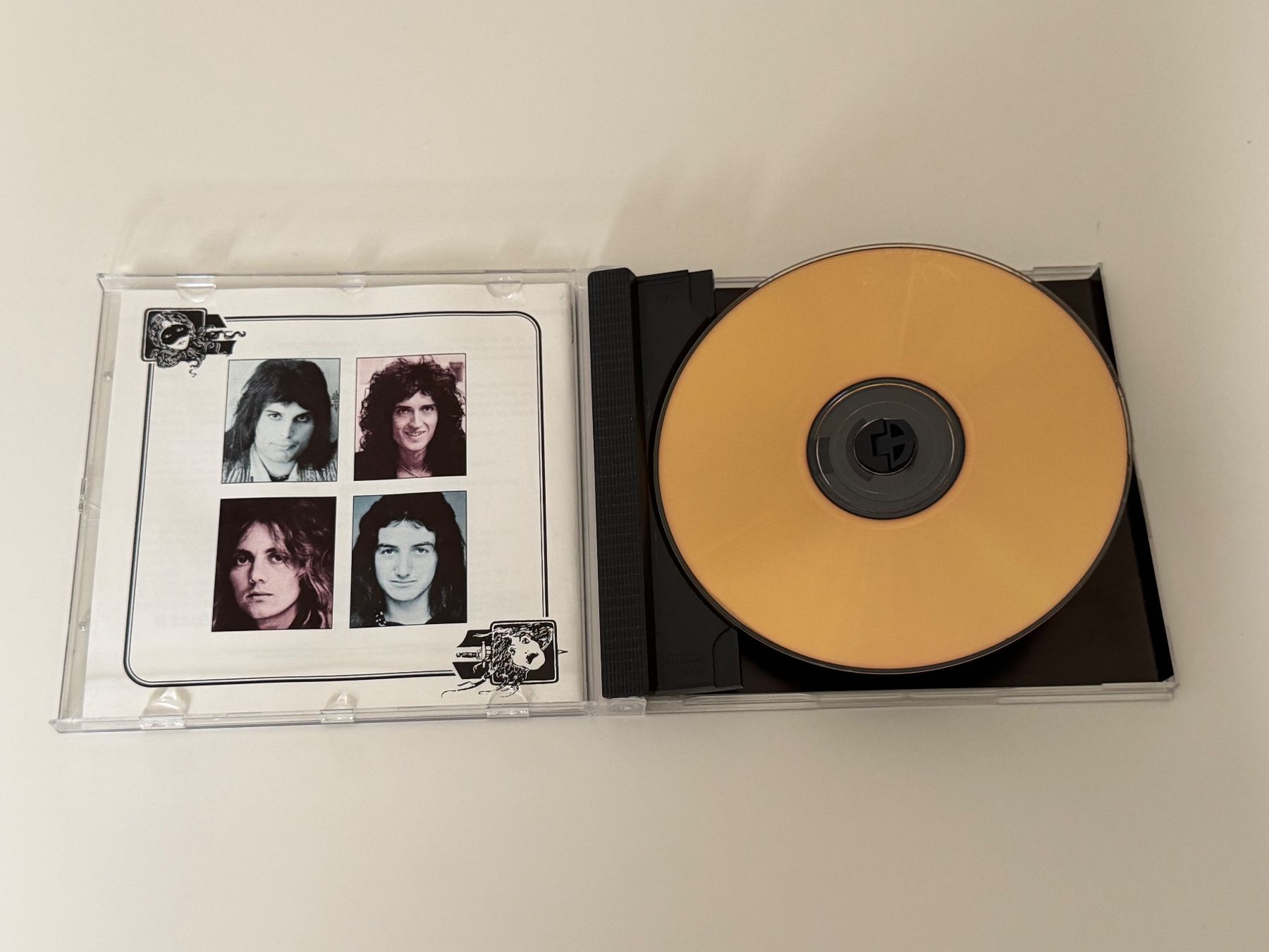 CD: Queen A Night At The Opera Original Master Recording – Usato da Altstätten SG venduto da sheamus 3
