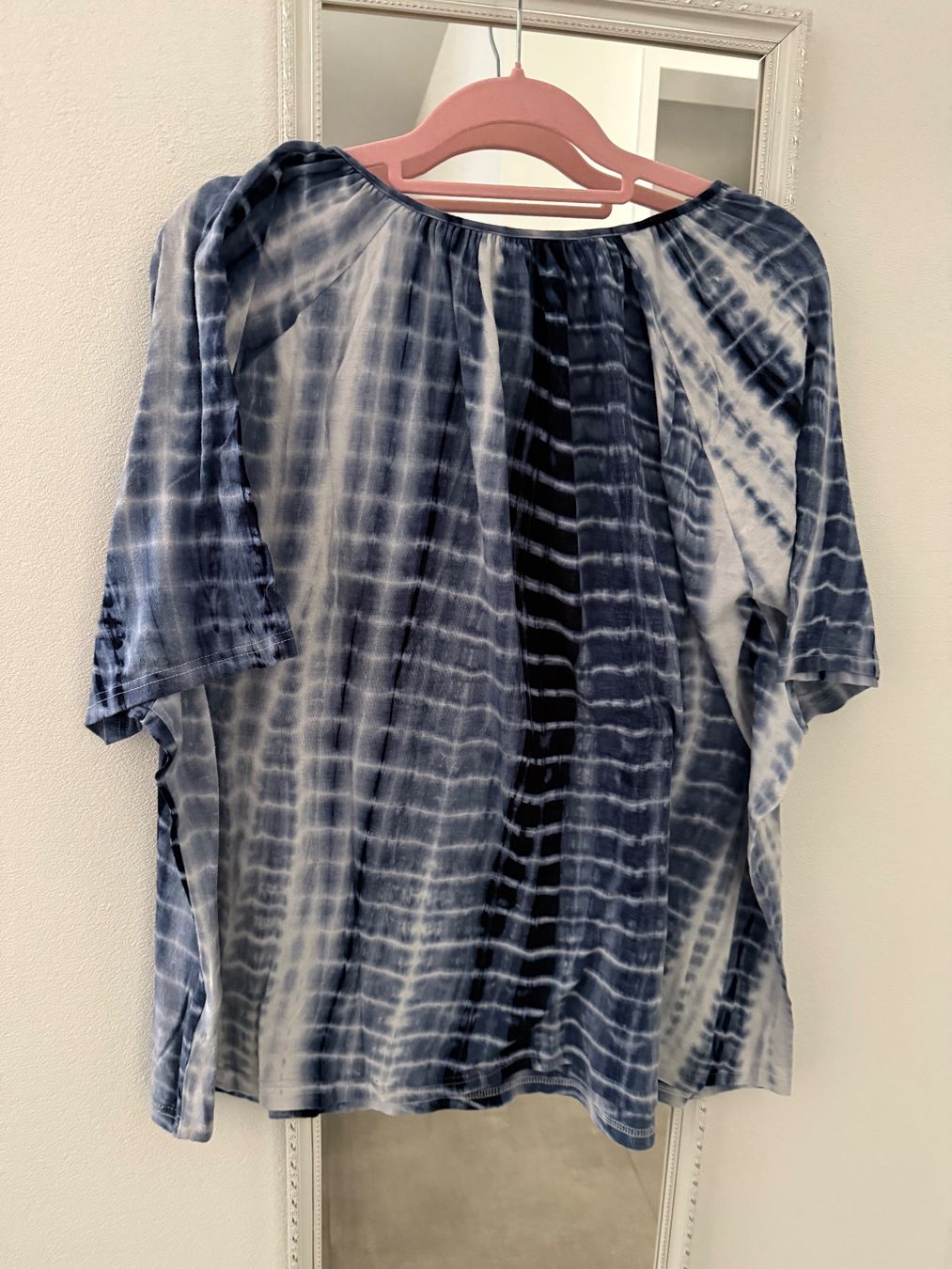 Shein T-shirt: T-Shirt Grösse 3XL – Usato da Pfeffikon LU venduto da pepino17 2