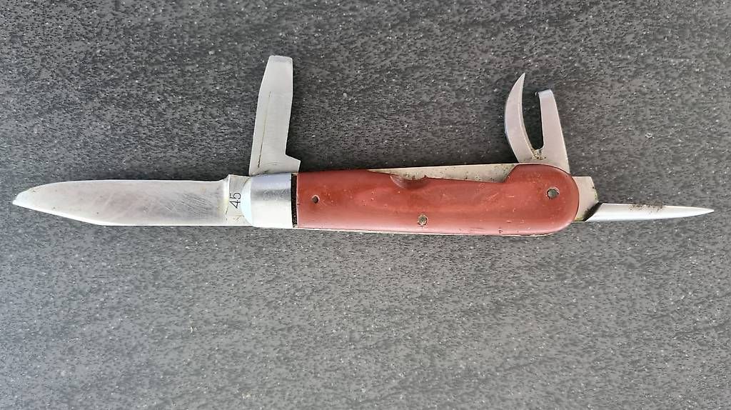 Schweizer Armee Coltelli tascabile: Schweizer Militärsackmesser 45 – Usato da Neukirch (Egnach) venduto da Bonita6