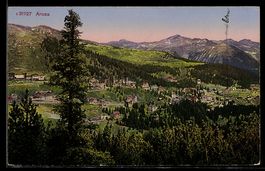 AK Arosa, Panorama des Ortes mit Wald und Bergpanorama