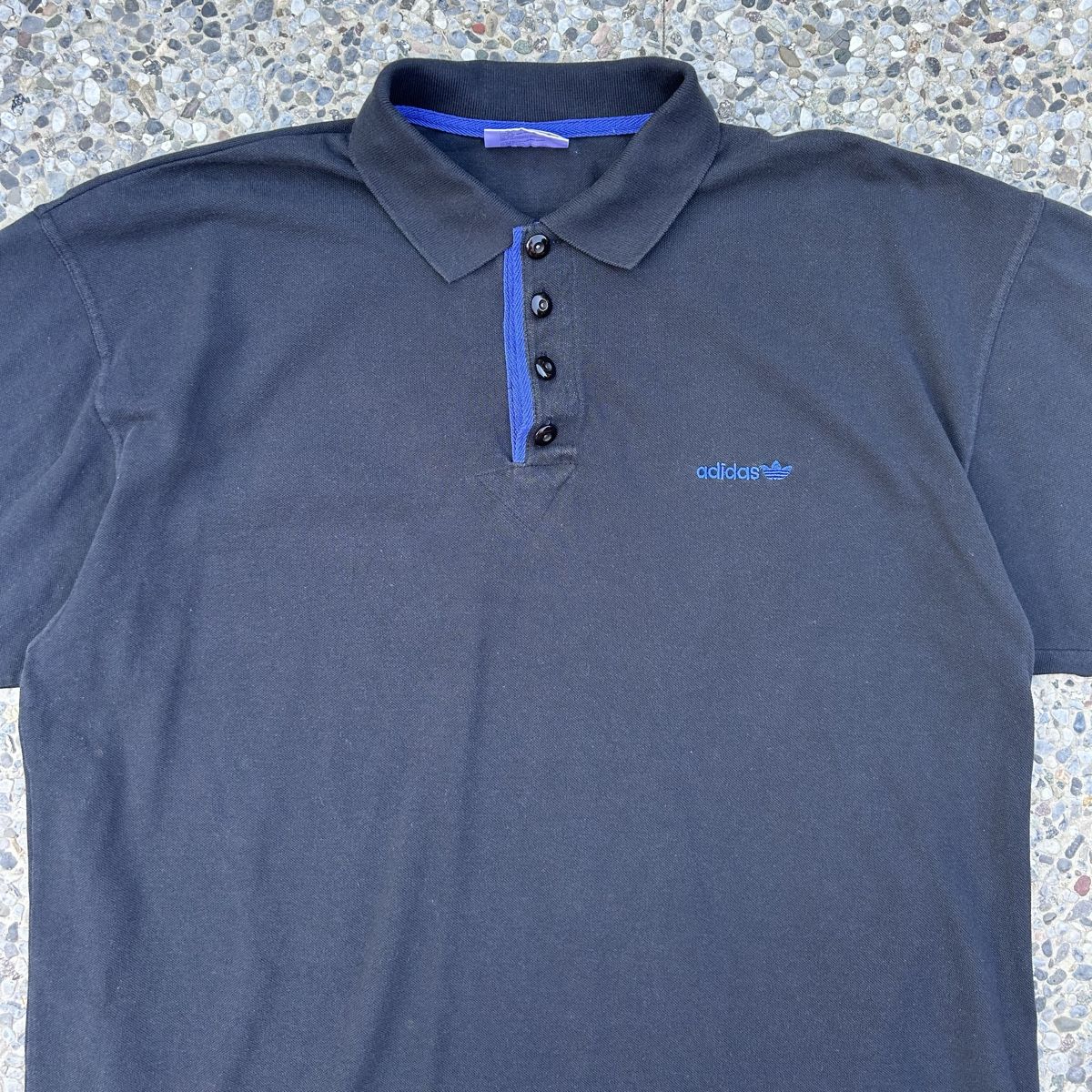 Adidas Magliette Polo: Vintage Adidas poloshirt – Usato da brent venduto da fukusapes 1