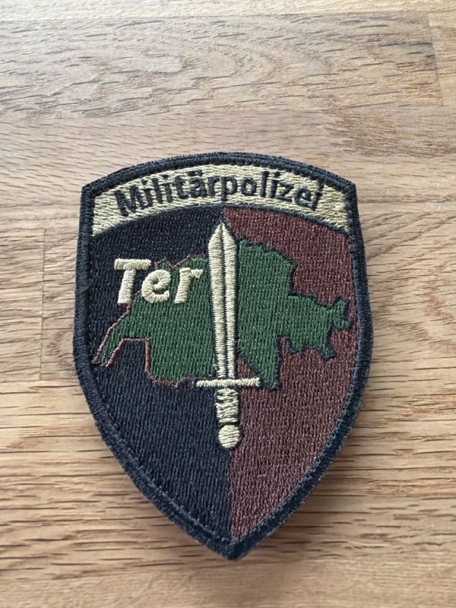 Armée suisse Plaquettes & Badges: Schweizer Armee, Territoriale Militärpolizei – D'occasion à Weissenburg par Simideluxe