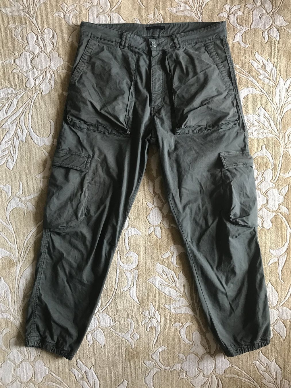 Drykorn Pantaloni: DRYCORN Cargopants 34/34 Olive NEU – Nuovo (secondo la descrizione) da Erlenbach venduto da sowohlalsauch 4