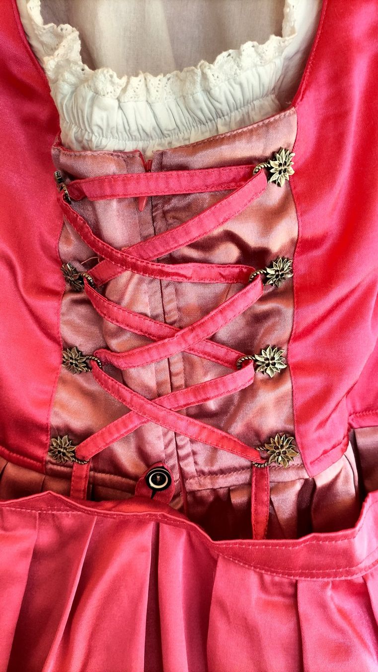 Kostüme: Dirndl Gr. 46 – Gebraucht aus St. Silvester von Line1302 1