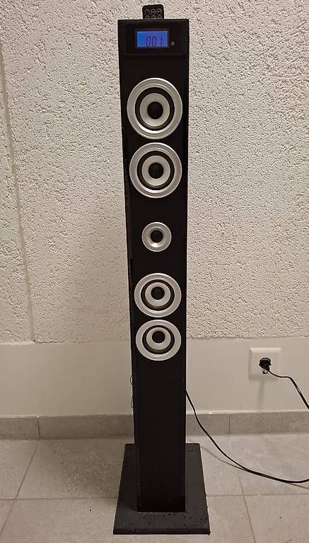 Lautsprecher: Tour Sound System – Gebraucht aus Morges von wasp57