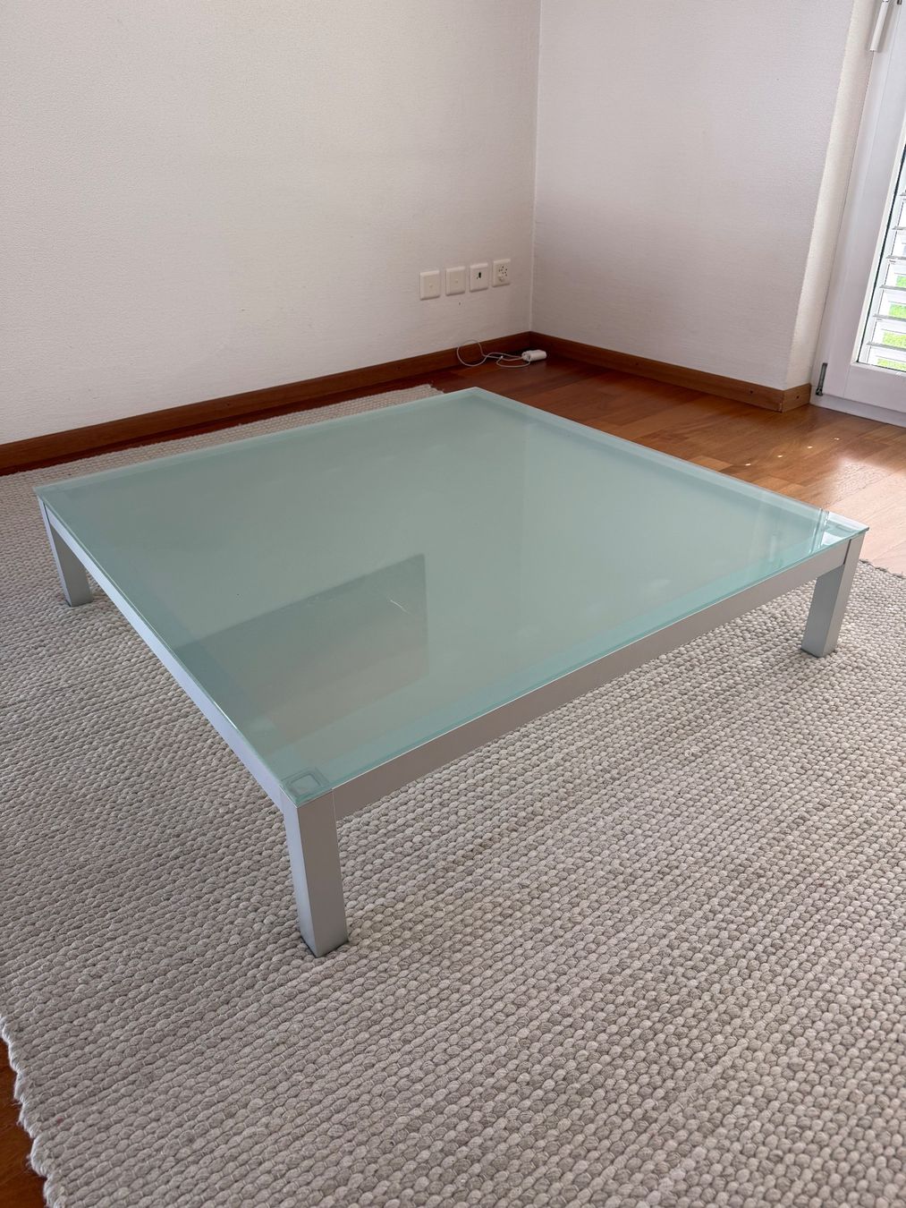 Tavoli: Moderner Couchtisch Glas/Metall rechteckig – Usato da Balgach venduto da sambu03